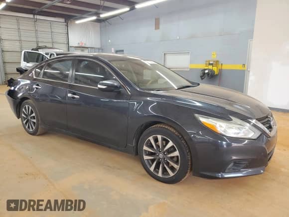 2016 Nissan Altima SL с VIN 1N4AL3AP5GC231743, выставлен на аукционе Copart как лот 71530865 с пробегом 146 912 миль миль и Списание • Salvage title. История ставок и продаж доступна на DreamBid. Изображение 4.