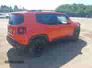 2018 Jeep Renegade Latitude с VIN ZACCJBBB5JPG97763, выставлен на аукционе IAAI как лот 42601434 с пробегом 75 916 миль миль и . История ставок и продаж доступна на DreamBid. Изображение 4.