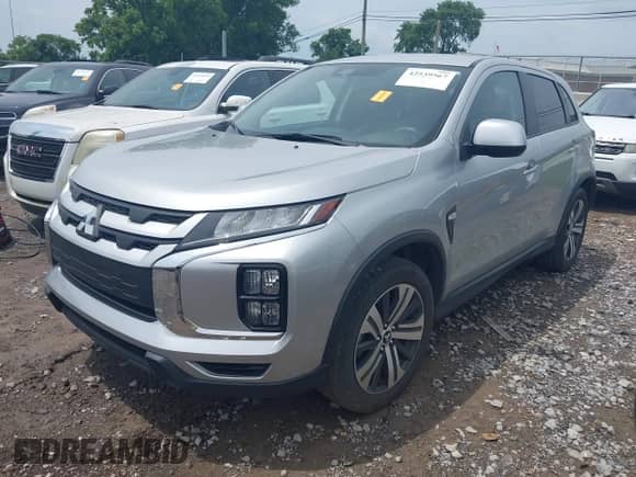 2021 Mitsubishi Outlander ES z VIN JA4ARUAUXMU034927, wystawiony jako IAAI lot #42539567 z przebiegiem 54 473 mil mil oraz . Historia ofert i sprzedaży dostępna na DreamBid. Obrazek 17.