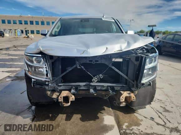 2018 Chevrolet Suburban LT с VIN 1GNSKHKC6JR404837, выставлен на аукционе Copart как лот 84204845 с пробегом 138 581 миль миль и Списание • Salvage title. История ставок и продаж доступна на DreamBid. Изображение 5.