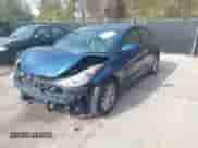 2015 Hyundai Elantra SE с VIN KMHDH4AE5FU382177, выставлен на аукционе IAAI как лот 43597421 с пробегом 260 402 миль миль и . История ставок и продаж доступна на DreamBid. Изображение 2.