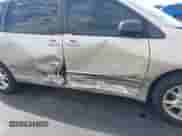 2004 Toyota Sienna XLE z VIN 5TDZA22C94S005059, wystawiony jako IAAI lot #43152895 z przebiegiem 187 536 mil mil oraz . Historia ofert i sprzedaży dostępna na DreamBid. Obrazek 6.