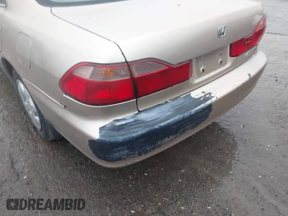 2000 Honda Accord LX с VIN 1HGCG5648YA044867, выставлен на аукционе IAAI как лот 43519453 с пробегом 193 777 миль миль и . История ставок и продаж доступна на DreamBid. Изображение 6.