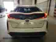 2020 Toyota Prius LE with VIN JTDKARFP2L3159619, listed as a Copart auction lot 68156685 with 107,295 mi miles and Salvage title. Bid and sale history available at DreamBid. Image 6.