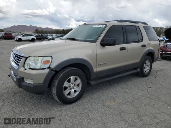 2006 Ford Explorer XLT z VIN 1FMEU73836UB23499, wystawiony jako Copart lot #51801175 z przebiegiem 132 907 mil mil oraz Szkoda całkowita • Salvage title. Historia ofert i sprzedaży dostępna na DreamBid. Obrazek 1.