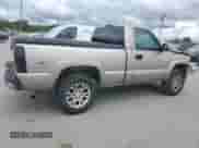 2000 GMC Sierra 1500 SLE z VIN 1GTEK14V3YZ132902, wystawiony jako Copart lot #83982915 z przebiegiem 187 430 mil mil oraz Czysty tytuł • Clean title. Historia ofert i sprzedaży dostępna na DreamBid. Obrazek 3.