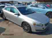 2017 Volvo S60 Inscription с VIN LYV402HK3HB195318, выставлен на аукционе IAAI как лот 43061548 с пробегом 187 331 миль миль и . История ставок и продаж доступна на DreamBid. Изображение 1.
