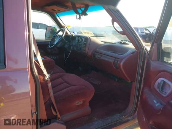 1996 Chevrolet Tahoe с VIN 1GNEK13R9TJ408499, выставлен на аукционе IAAI как лот 41308726 с пробегом 118 336 миль миль и . История ставок и продаж доступна на DreamBid. Изображение 5.