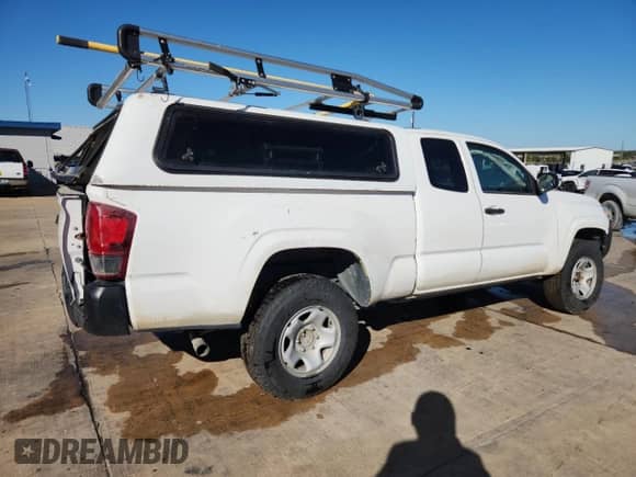2022 Toyota Tacoma SR z VIN 3TYRX5GN1NT053610, wystawiony jako Copart lot #85935445 z przebiegiem 85 077 mil mil oraz Czysty tytuł • Clean title. Historia ofert i sprzedaży dostępna na DreamBid. Obrazek 3.