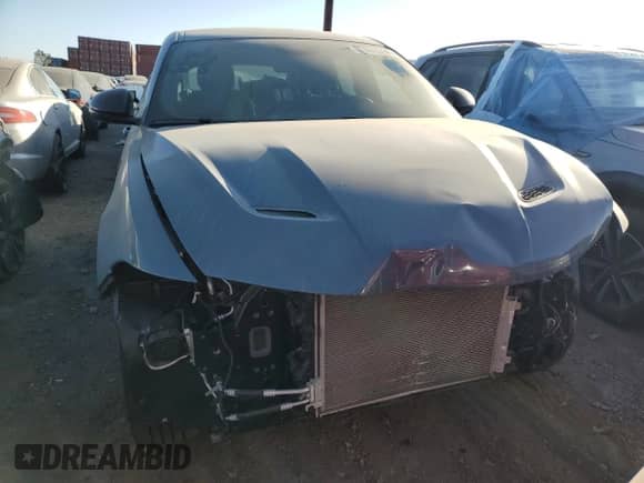 2024 Dodge Hornet R/T z VIN ZACPDFCW1R3A09634, wystawiony jako Copart lot #87491244 z przebiegiem 12 065 mil mil oraz Szkoda całkowita • Salvage title. Historia ofert i sprzedaży dostępna na DreamBid. Obrazek 5.