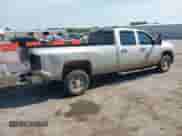 2007 Chevrolet Silverado 2500HD 1LT with VIN 1GCHK23697F554864, listed as a IAAI auction lot 41012105 with 282,817 mi miles and . Bid and sale history available at DreamBid. Image 4.