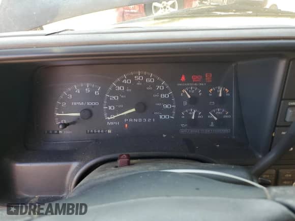 1998 Chevrolet Silverado 1500 z VIN 1GCEK19R6WE108741, wystawiony jako Copart lot #84901375 z przebiegiem 245 863 mil mil oraz Szkoda całkowita • Salvage title. Historia ofert i sprzedaży dostępna na DreamBid. Obrazek 9.
