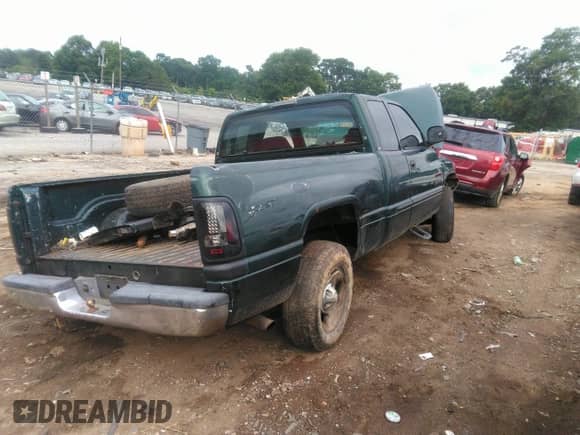 2001 Dodge 1500 с VIN 1B7HC13Y61J545665, выставлен на аукционе IAAI как лот 42689476 с пробегом 195 690 миль миль и . История ставок и продаж доступна на DreamBid. Изображение 4.