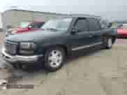 2005 GMC Sierra 1500 SLT z VIN 2GTEC13TX51146328, wystawiony jako Copart lot #43947725 z przebiegiem 350 898 mil mil oraz Szkoda całkowita • Salvage title. Historia ofert i sprzedaży dostępna na DreamBid. Obrazek 1.