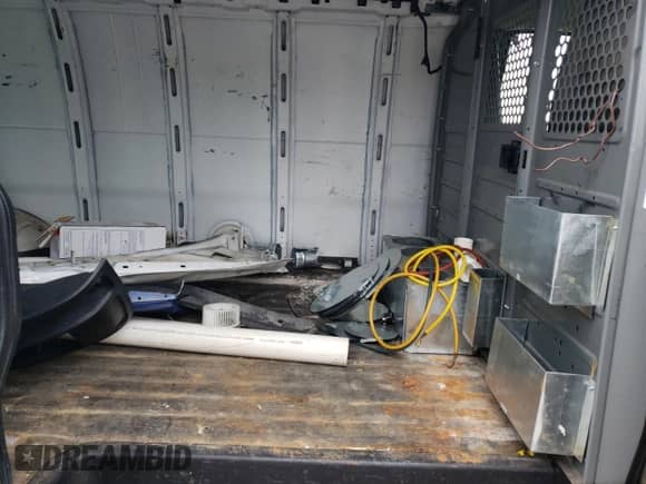 2015 Chevrolet City Express Cargo z VIN 1GCWGGCGXF1267902, wystawiony jako Copart lot #88237865 z przebiegiem 241 830 mil mil oraz Szkoda całkowita • Salvage title. Historia ofert i sprzedaży dostępna na DreamBid. Obrazek 11.