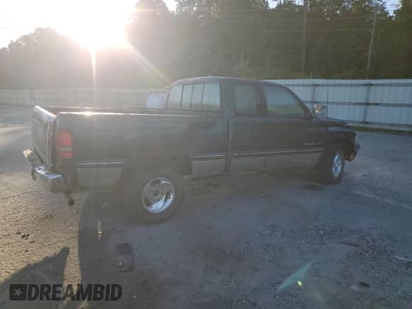 1996 Dodge 1500 с VIN 3B7HC13Y3TG182715, выставлен на аукционе Copart как лот 75894364 с пробегом 195 503 миль миль и Списание • Salvage title. История ставок и продаж доступна на DreamBid. Изображение 3.