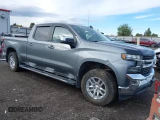 2020 Chevrolet Silverado 1500 LT с VIN 3GCUYDET7LG129731, выставлен на аукционе IAAI как лот 43433312 с пробегом 51 782 миль миль и . История ставок и продаж доступна на DreamBid. Изображение 1.