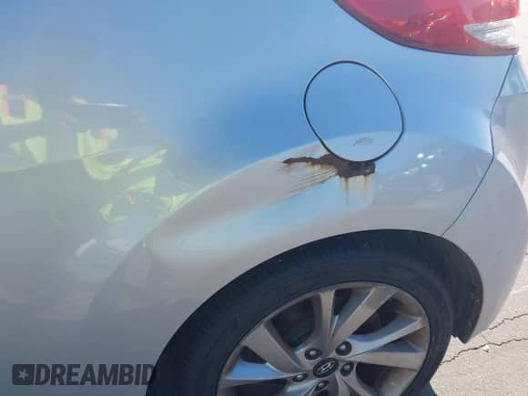 2016 Hyundai Veloster с VIN KMHTC6AD1GU275559, выставлен на аукционе IAAI как лот 43450360 с пробегом 184 118 миль миль и . История ставок и продаж доступна на DreamBid. Изображение 6.