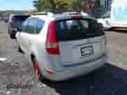 2011 Hyundai Elantra GLS z VIN KMHDC8AE9BU104320, wystawiony jako IAAI lot #43425615 z przebiegiem 178 505 mil mil oraz . Historia ofert i sprzedaży dostępna na DreamBid. Obrazek 3.