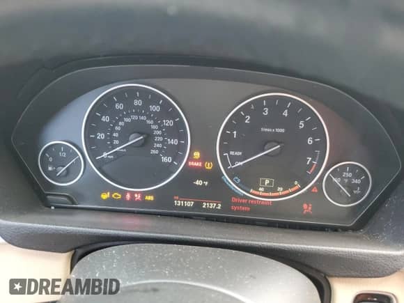 2017 BMW 3 Series 320i xDrive z VIN WBA8E5G36HNU42553, wystawiony jako Copart lot #69814595 z przebiegiem 131 107 mil mil oraz Szkoda całkowita • Salvage title. Historia ofert i sprzedaży dostępna na DreamBid. Obrazek 9.