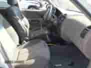 2002 Hyundai Accent GL z VIN KMHCG45C42U375352, wystawiony jako IAAI lot #42699297 z przebiegiem 103 540 mil mil oraz . Historia ofert i sprzedaży dostępna na DreamBid. Obrazek 5.