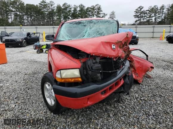 2002 Dodge Dakota Sport z VIN 1B7HL38X42S714766, wystawiony jako Copart lot #41376685 z przebiegiem Nie podano mil oraz Nie do naprawy • Non repairable. Historia ofert i sprzedaży dostępna na DreamBid. Obrazek 5.