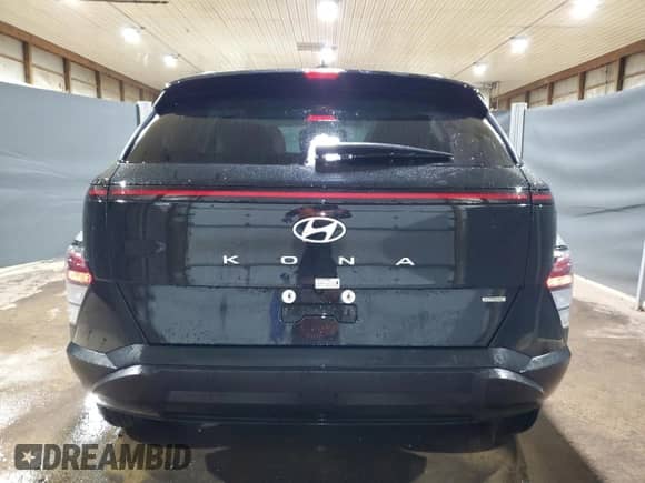 2025 Hyundai Kona SEL с VIN KM8HBCAB2SU199994, выставлен на аукционе Copart как лот 85340624 с пробегом 5 526 миль миль и Чистый • Clean title. История ставок и продаж доступна на DreamBid. Изображение 6.