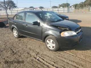 2010 Chevrolet Aveo 1LT z VIN KL1TD5DE0AB106661, wystawiony jako Copart lot #74800094 z przebiegiem 90 987 mil mil oraz Szkoda całkowita • Salvage title. Historia ofert i sprzedaży dostępna na DreamBid. Obrazek 4.