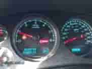 2010 Chevrolet Suburban LT z VIN 1GNUCJE01AR196820, wystawiony jako IAAI lot #40713946 z przebiegiem 234 838 mil mil oraz . Historia ofert i sprzedaży dostępna na DreamBid. Obrazek 7.