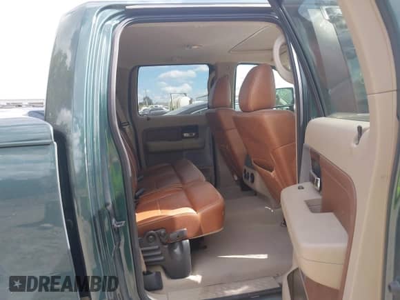 2008 Ford F-150 XLT с VIN 1FTPW14V48KD62518, выставлен на аукционе IAAI как лот 43137175 с пробегом 95 757 миль миль и . История ставок и продаж доступна на DreamBid. Изображение 8.