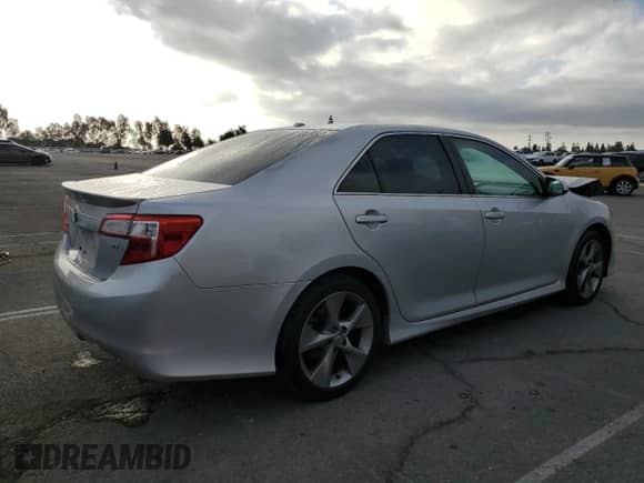 2013 Toyota Camry XLE with VIN 4T1BK1FK5DU532484, listed as a Copart auction lot 84938555 with 129,153 mi miles and Salvage title. Bid and sale history available at DreamBid. Image 3.