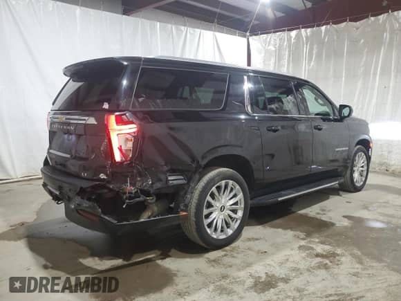 2023 Chevrolet Suburban LT с VIN 1GNSKCKD3PR219147, выставлен на аукционе Copart как лот 70667925 с пробегом 73 645 миль миль и Списание • Salvage title. История ставок и продаж доступна на DreamBid. Изображение 3.