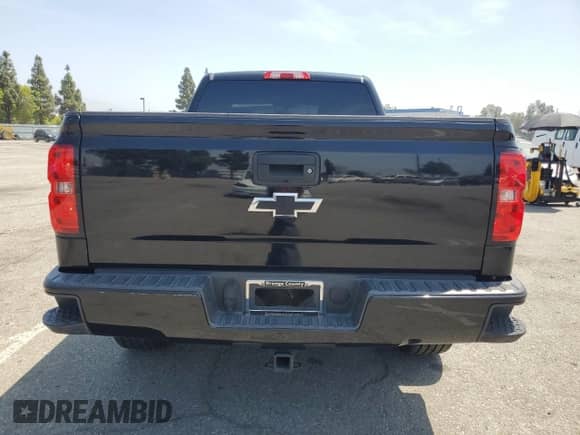 2018 Chevrolet Silverado 1500 Custom с VIN 1GCRCPEH2JZ355206, выставлен на аукционе Copart как лот 60479265 с пробегом 166 907 миль миль и Списание • Salvage title. История ставок и продаж доступна на DreamBid. Изображение 6.