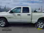 2006 Dodge 1500 SLT с VIN 1D7HU18N36J189913, выставлен на аукционе IAAI как лот 42040927 с пробегом 111 938 миль миль и . История ставок и продаж доступна на DreamBid. Изображение 14.