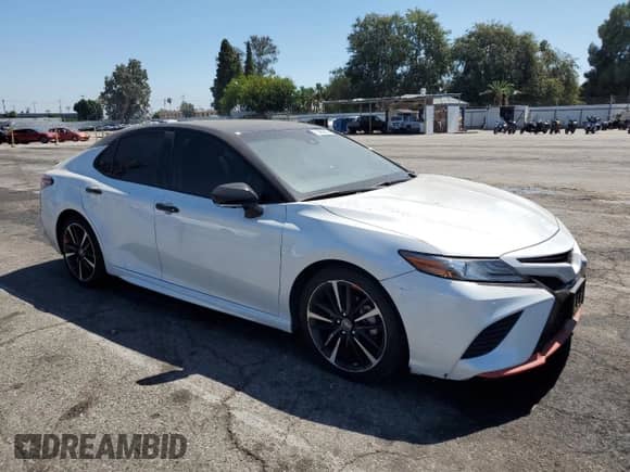2018 Toyota Camry XSE с VIN 4T1BZ1HK7JU010492, выставлен на аукционе Copart как лот 71482645 с пробегом 77 969 миль миль и Списание • Salvage title. История ставок и продаж доступна на DreamBid. Изображение 4.