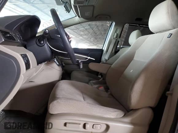 2014 Honda Odyssey EX с VIN 5FNRL5H44EB020151, выставлен на аукционе Copart как лот 86136305 с пробегом Не указан миль и Списание • Salvage title. История ставок и продаж доступна на DreamBid. Изображение 7.