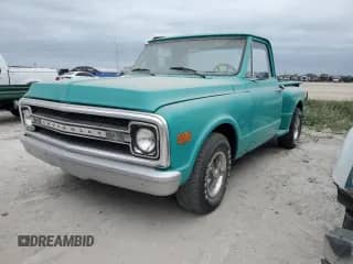 1969 Chevrolet Silverado 1500 z VIN CE149T809922, wystawiony jako Copart lot #76193054 z przebiegiem 26 191 mil mil oraz Szkoda całkowita • Salvage title. Historia ofert i sprzedaży dostępna na DreamBid. Obrazek 1.