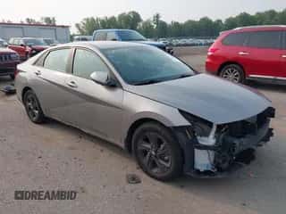 2022 Hyundai Elantra SEL with VIN KMHLM4AG4NU260871, listed as a IAAI auction lot 42869156 with 33,597 mi miles and . Bid and sale history available at DreamBid. Image 1.