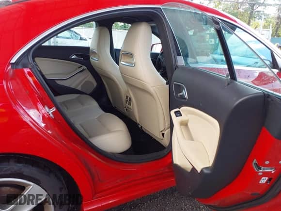 2015 Mercedes-Benz CLA 250 with VIN WDDSJ4GBXFN196521, listed as a IAAI auction lot 43258833 with 91,604 mi miles and . Bid and sale history available at DreamBid. Image 8.