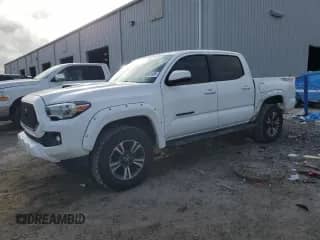 2017 Toyota Tacoma SR5 with VIN 5TFCZ5AN9HX115760, listed as a Copart auction lot 85862435 with 67,396 mi miles and Salvage title. Bid and sale history available at DreamBid. Image 1.
