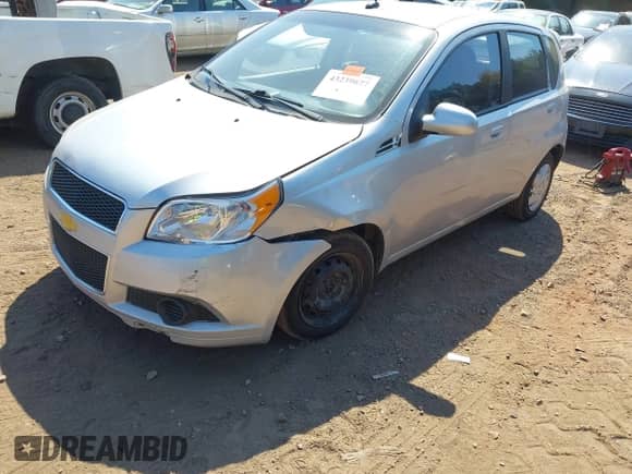 2009 Chevrolet Aveo 1LT z VIN KL1TD66E29B650920, wystawiony jako IAAI lot #43239677 z przebiegiem 182 660 mil mil oraz . Historia ofert i sprzedaży dostępna na DreamBid. Obrazek 2.