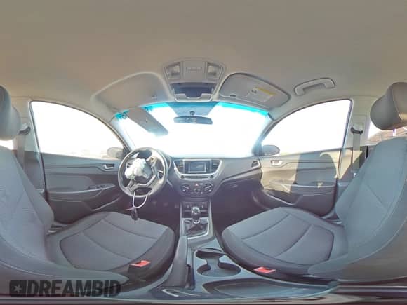 2018 Hyundai Accent SE z VIN 3KPC24A37JE025719, wystawiony jako Copart lot #82242255 z przebiegiem Nie podano mil oraz Szkoda całkowita • Salvage title. Historia ofert i sprzedaży dostępna na DreamBid. Obrazek 15.