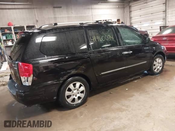 2007 Hyundai Entourage GLS с VIN KNDMC233X76028079, выставлен на аукционе IAAI как лот 41960674 с пробегом 179 523 миль миль и . История ставок и продаж доступна на DreamBid. Изображение 4.