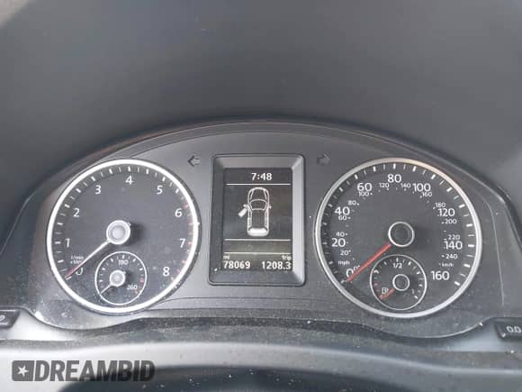 2016 Volkswagen Tiguan S with VIN WVGAV7AX4GW559726, listed as a IAAI auction lot 42143748 with 78,069 mi miles and . Bid and sale history available at DreamBid. Image 7.