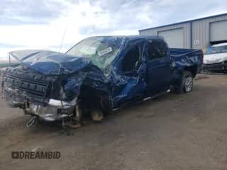 2017 Chevrolet Silverado 2500HD LT z VIN 1GC1KVEG3HF225619, wystawiony jako Copart lot #55489295 z przebiegiem Nie podano mil oraz Szkoda całkowita • Salvage title. Historia ofert i sprzedaży dostępna na DreamBid. Obrazek 1.