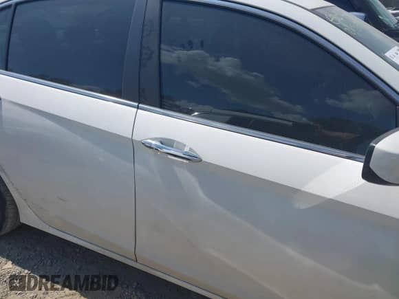 2014 Honda Accord Sport с VIN 1HGCR2F58EA059821, выставлен на аукционе IAAI как лот 43208993 с пробегом 125 369 миль миль и . История ставок и продаж доступна на DreamBid. Изображение 14.