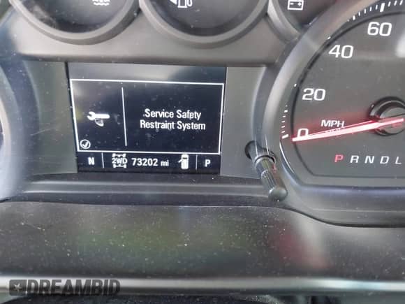 2020 Chevrolet Silverado 1500 Custom z VIN 3GCPYBEHXLG251383, wystawiony jako IAAI lot #42090509 z przebiegiem 73 202 mil mil oraz . Historia ofert i sprzedaży dostępna na DreamBid. Obrazek 15.