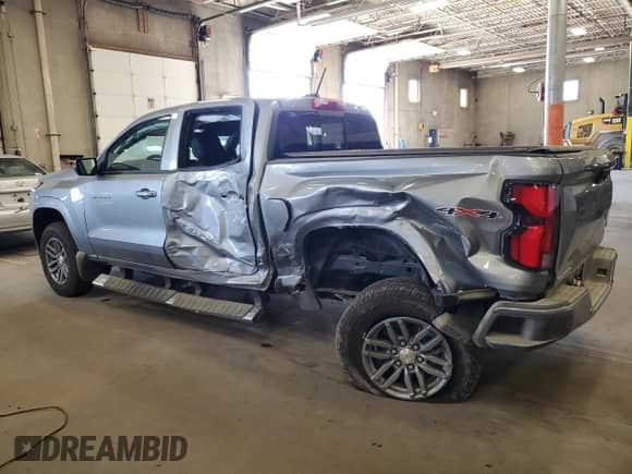 2025 Chevrolet Colorado 4WD LT с VIN 1GCPTCEK4S1220756, выставлен на аукционе Copart как лот 81070505 с пробегом 2 001 миль миль и Списание • Salvage title. История ставок и продаж доступна на DreamBid. Изображение 2.