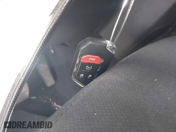 2022 Jeep Wrangler Unlimited Sport S z VIN 1C4HJXDG5NW180130, wystawiony jako IAAI lot #41772922 z przebiegiem 47 625 mil mil oraz . Historia ofert i sprzedaży dostępna na DreamBid. Obrazek 11.