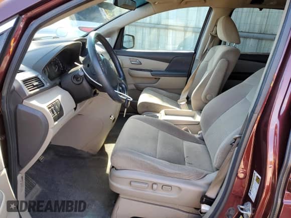 2013 Honda Odyssey EX z VIN 5FNRL5H47DB057404, wystawiony jako Copart lot #85564315 z przebiegiem 149 056 mil mil oraz Szkoda całkowita • Salvage title. Historia ofert i sprzedaży dostępna na DreamBid. Obrazek 7.